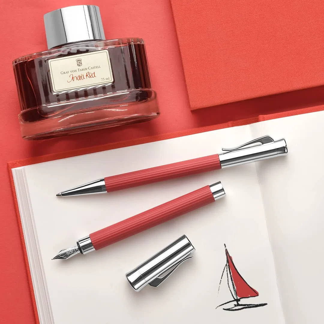 Graf von Faber-Castell - Kugelschreiber Tamitio India Red | Dokumentenechte Großraummine 0,5 mm, kannelierter Metallschaft und Geschenkverpackung