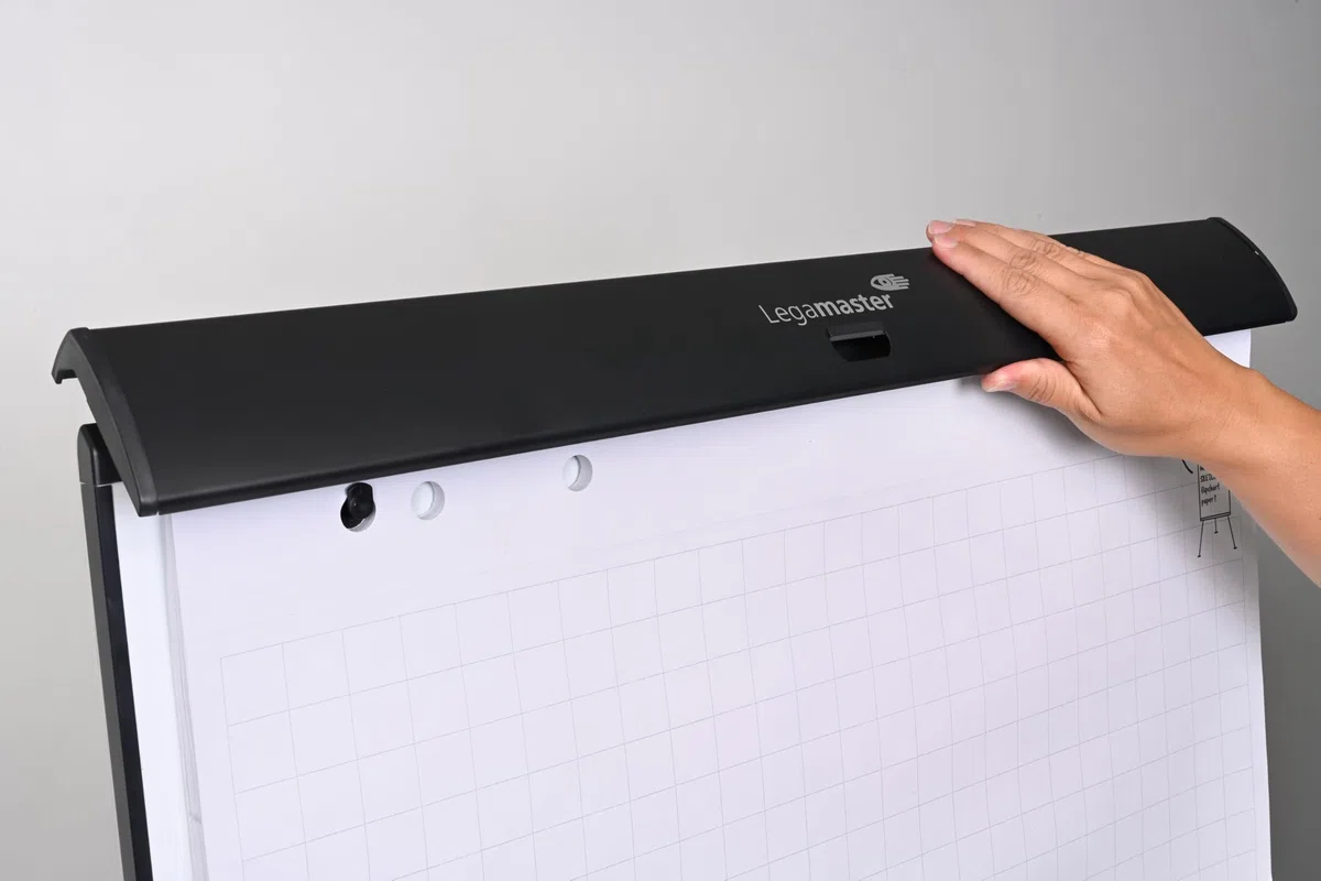 Legamaster SKETCH PRO mobiler Flipchart, magnetisch, höhenverstellbar, mit Sternfuß und Seitenarmen
