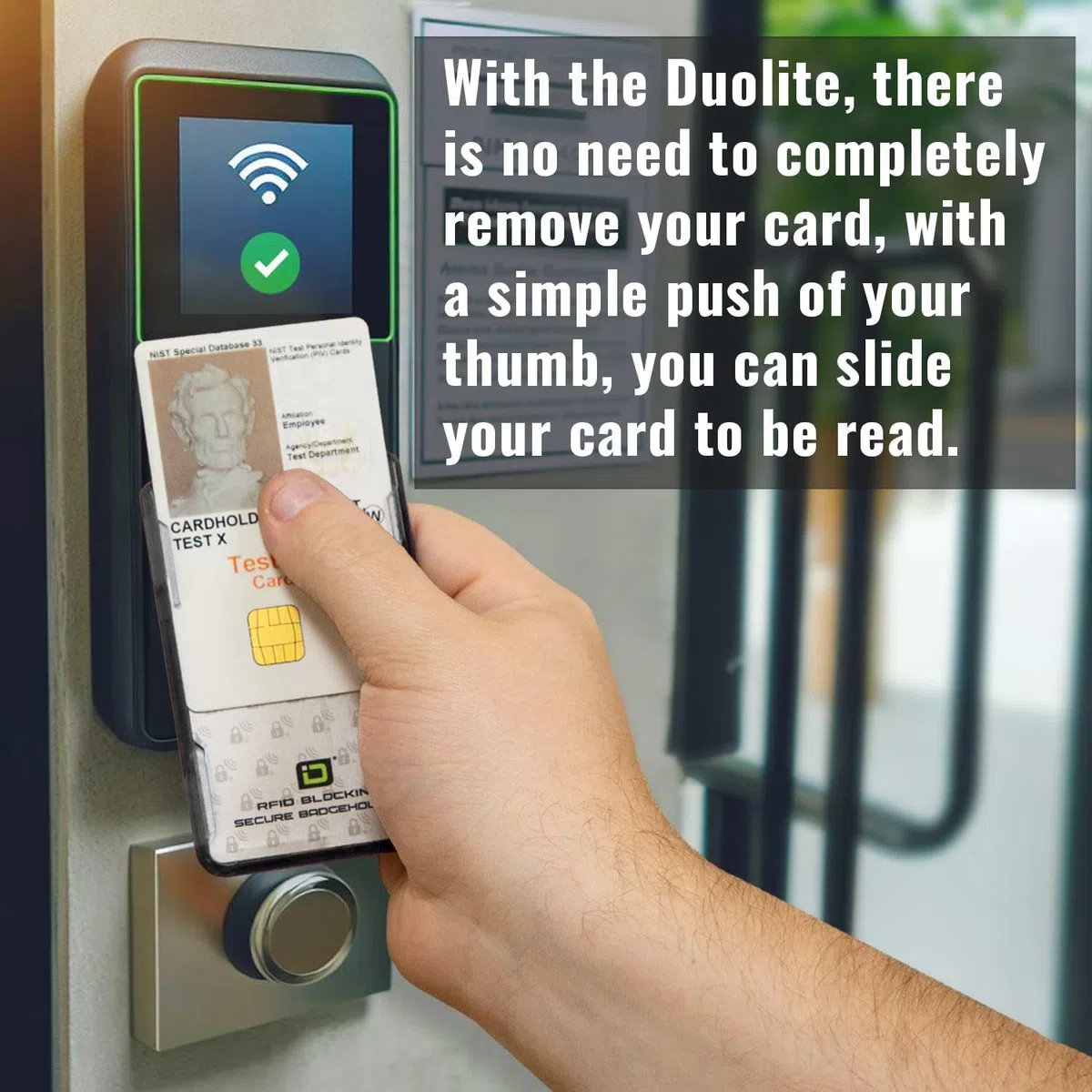 ID Stronghold Duolite Ausweishalter für 2 Ausweise, RFID-blockierend, Polycarbonat, robuster Hartplastik-Ausweishalter, geformt und montiert in den USA (transparent, 100)