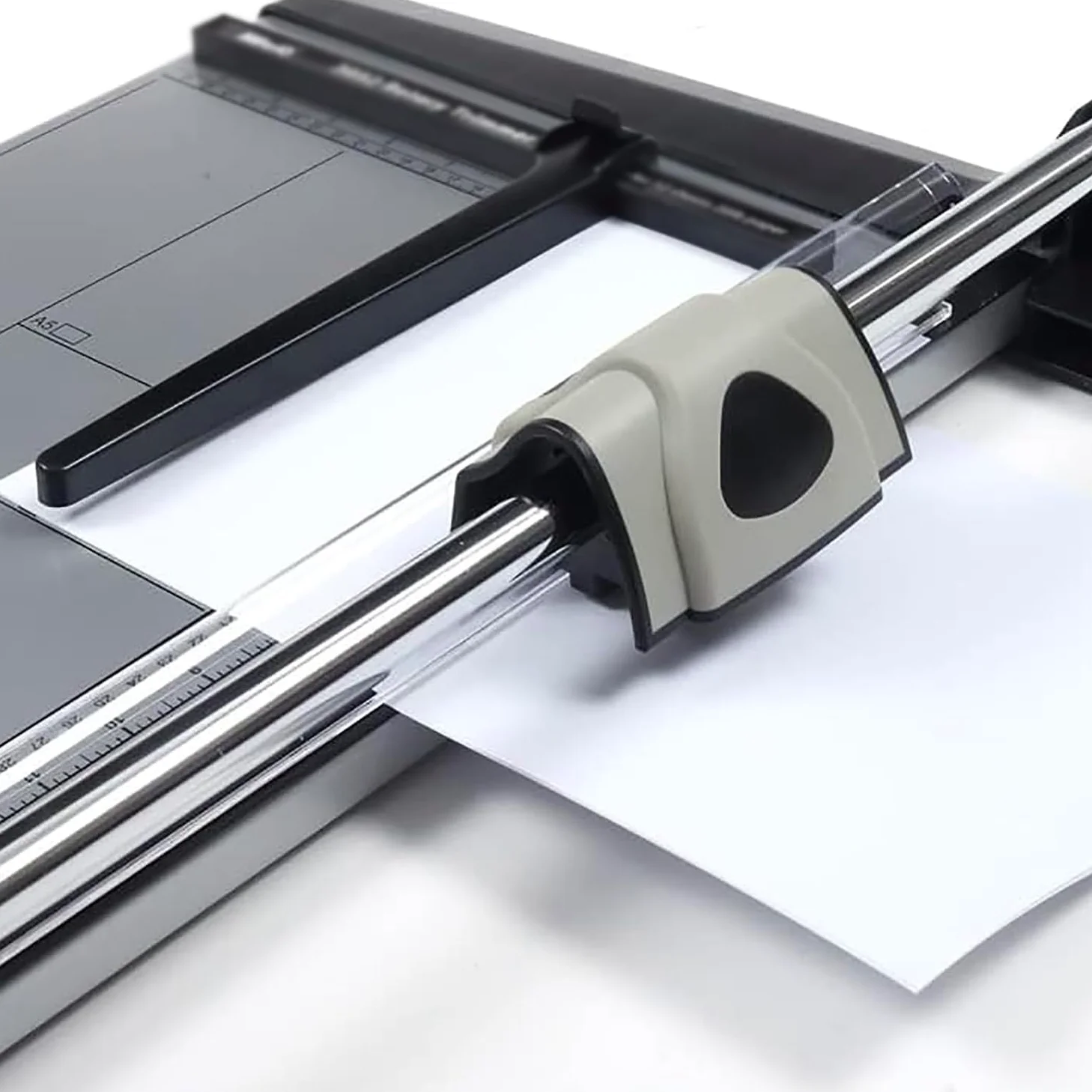 Rotierender Papierschneider, Hochleistungs- Präzisionsschneider, A4/A3/A2 Kohlenstoffstahl- Rollensicherheitsklinge, schneidet 15 Blätter, erweiterbare Arbeitsfläche, für Zuhause, Büro und Schule a4