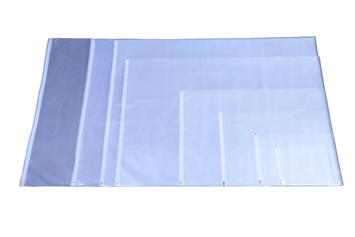(640 x 900 mm) Din A1 – 10 Stück | Transparente Schutzhüllen mit Reißverschluss | Wasserfest, reißfest, beschreibbar | Schutzfolie für Baupläne & Dokumente