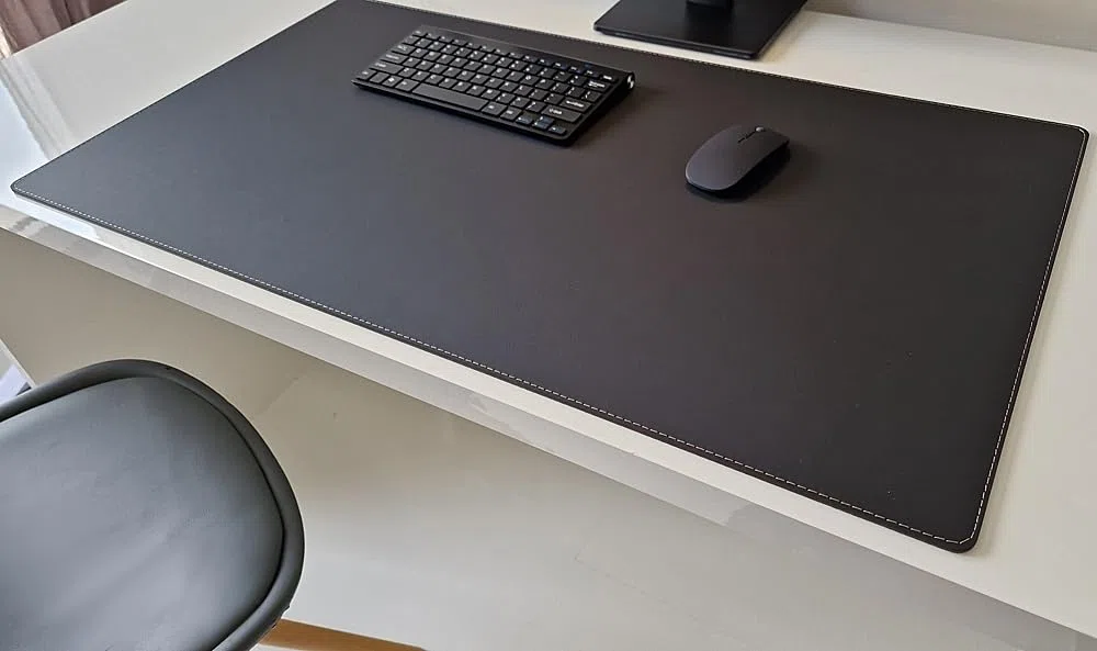 Schreibtischunterlage Echt Leder Nappaleder 60 x 40 Schwarz mit grauer Naht
