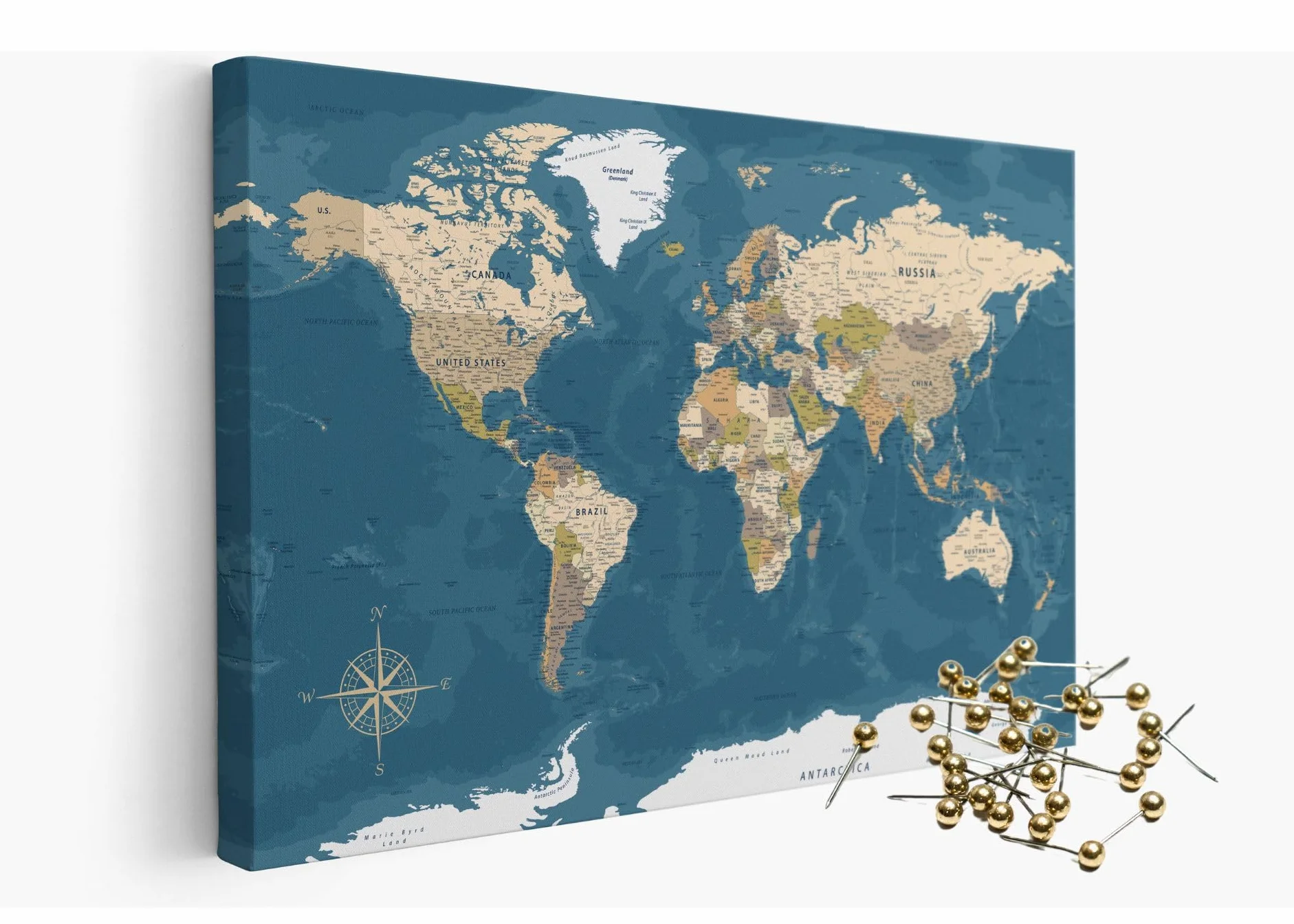 framed concept | Weltkarte mit Pinnnadeln | Handgefertigte Wanddekoration mit 50 goldenen Pins | Einzigartige Geschenkidee