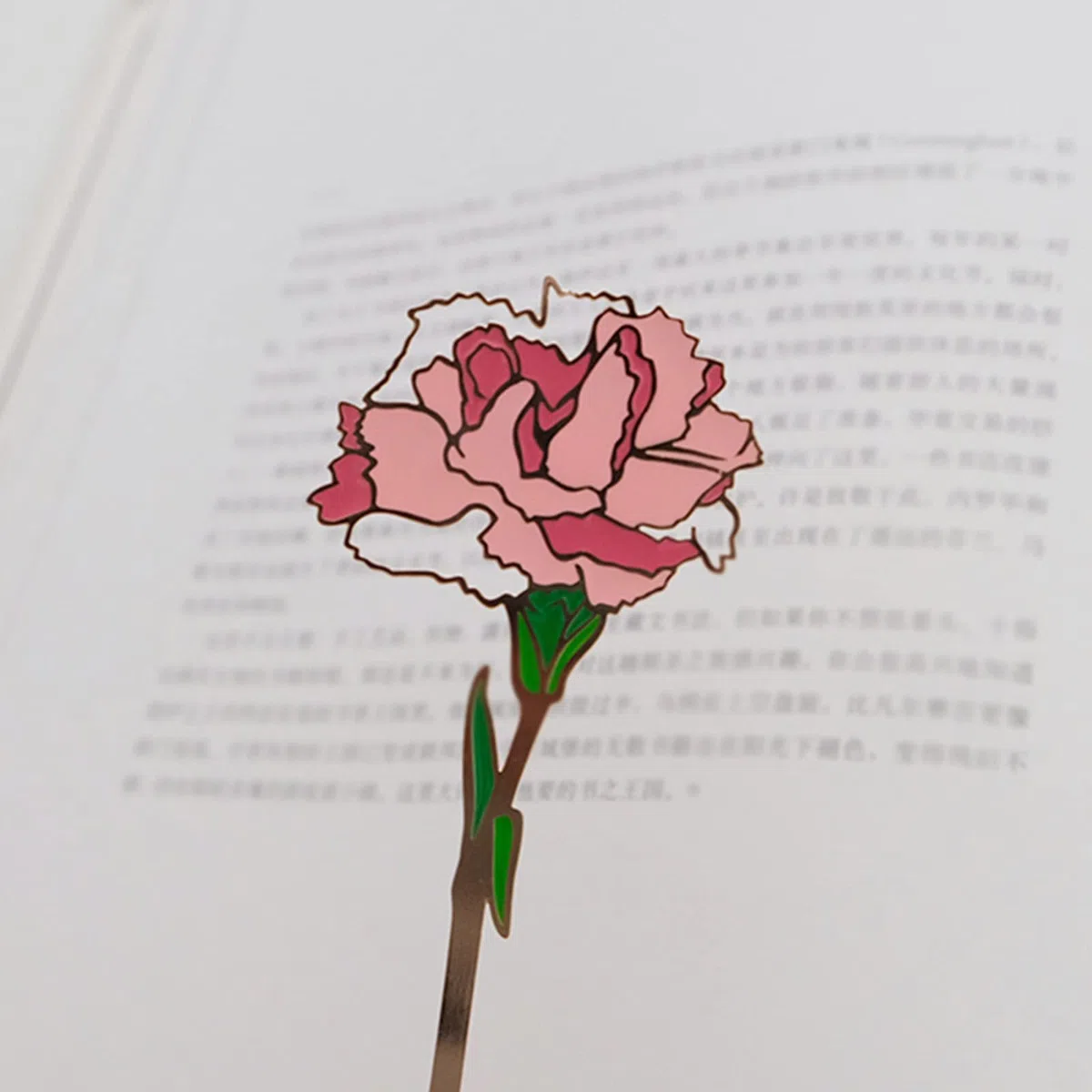 caihuashopping Lesezeichen Nelken Metall Lesezeichen Nette frische Blume Messing Vergoldete Geschenk Lehrer Tag Buch Markierungen