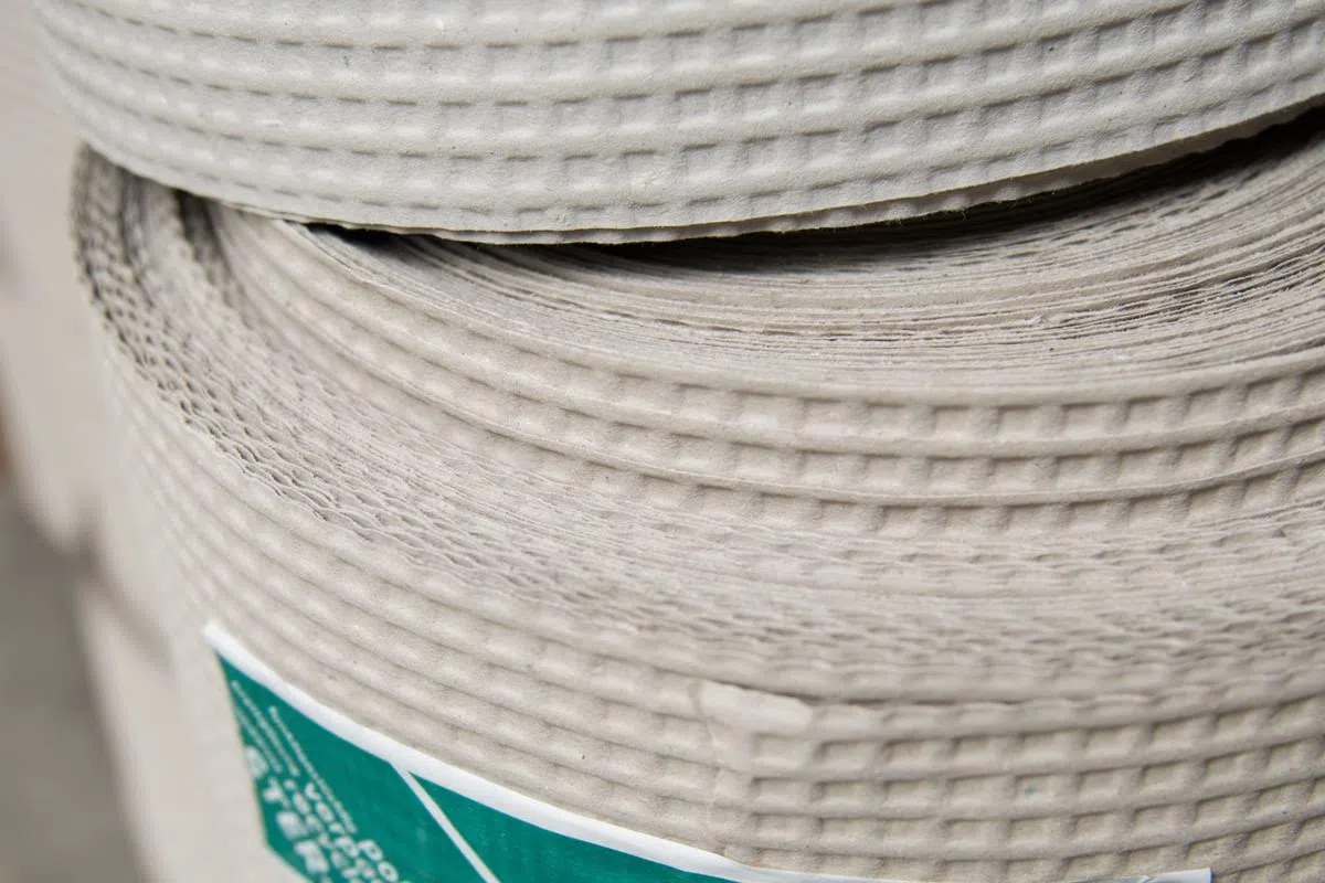 verpacking Polsterpapier 130 g/m² Packpapier auf Rolle 30 cm x 70 m Verpackungsmaterial - ALTERNATIVE ZUR LUFTPOLSTERFOLIE Umweltfreundliches Noppenpapier auf Rolle