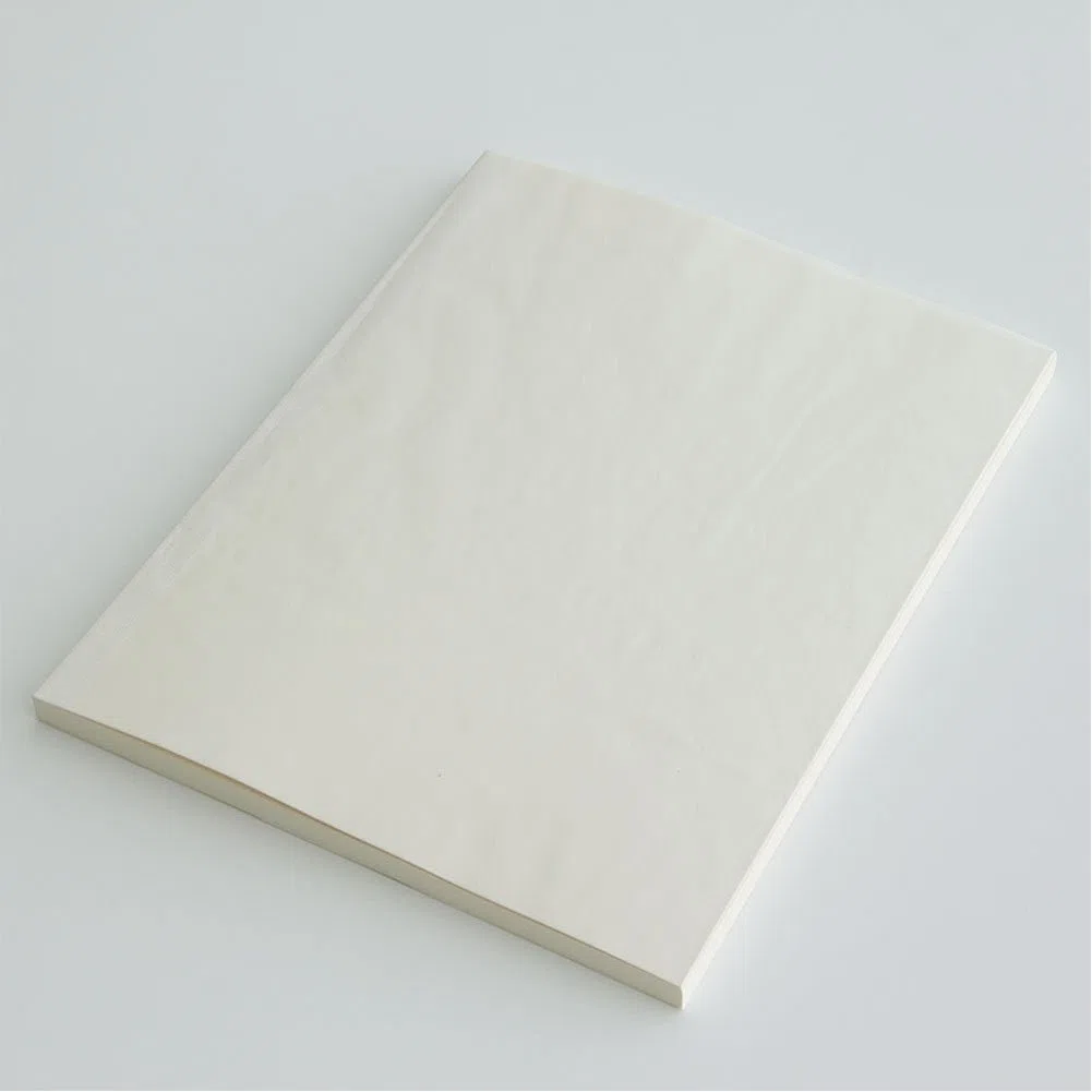 Midori MD Notizbuch, Schreibheft aus japanischem Papier, A4, cremefarben